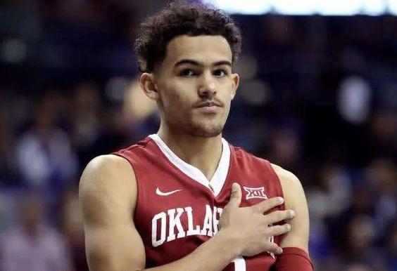 瓦拉内：去皇马前齐达内亲自给我打了电话；穆里尼奥很有魅力（瓦拉内：加盟皇马前齐达内亲自致电；穆里尼奥魅力十足）