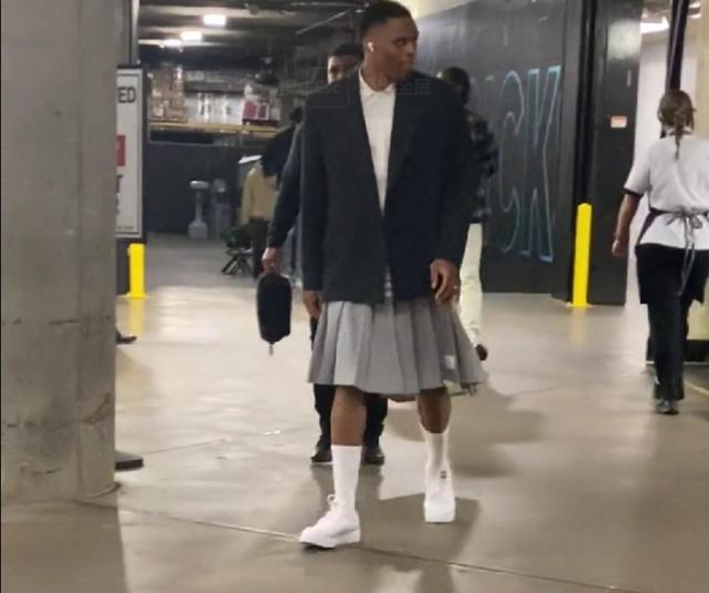 根本没时间训练（无暇训练）