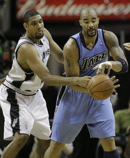 NBA：马刺新秀文班亚马闪耀 全场送出六盖帽（NBA：马刺状元文班亚马爆发 单场送出6记大帽）